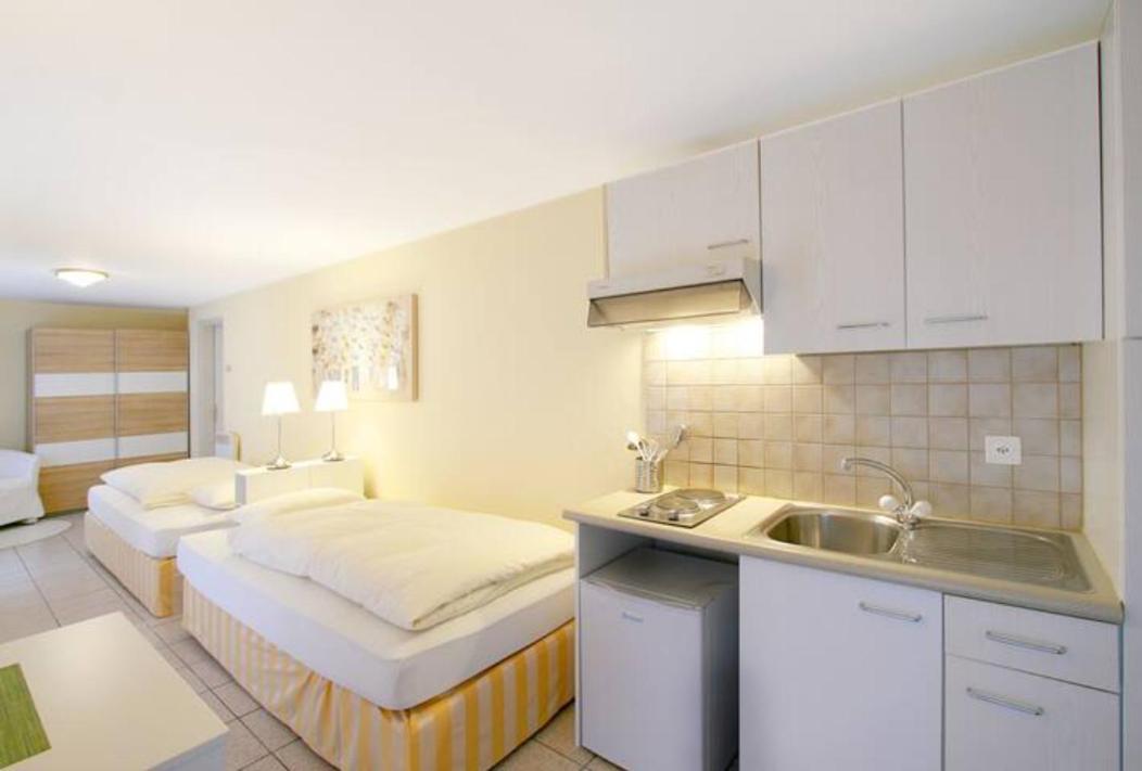 Depandance Garni Golf Apartment Ascona Exterior foto