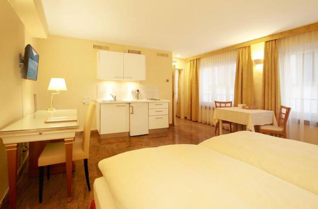 Depandance Garni Golf Apartment Ascona Exterior foto