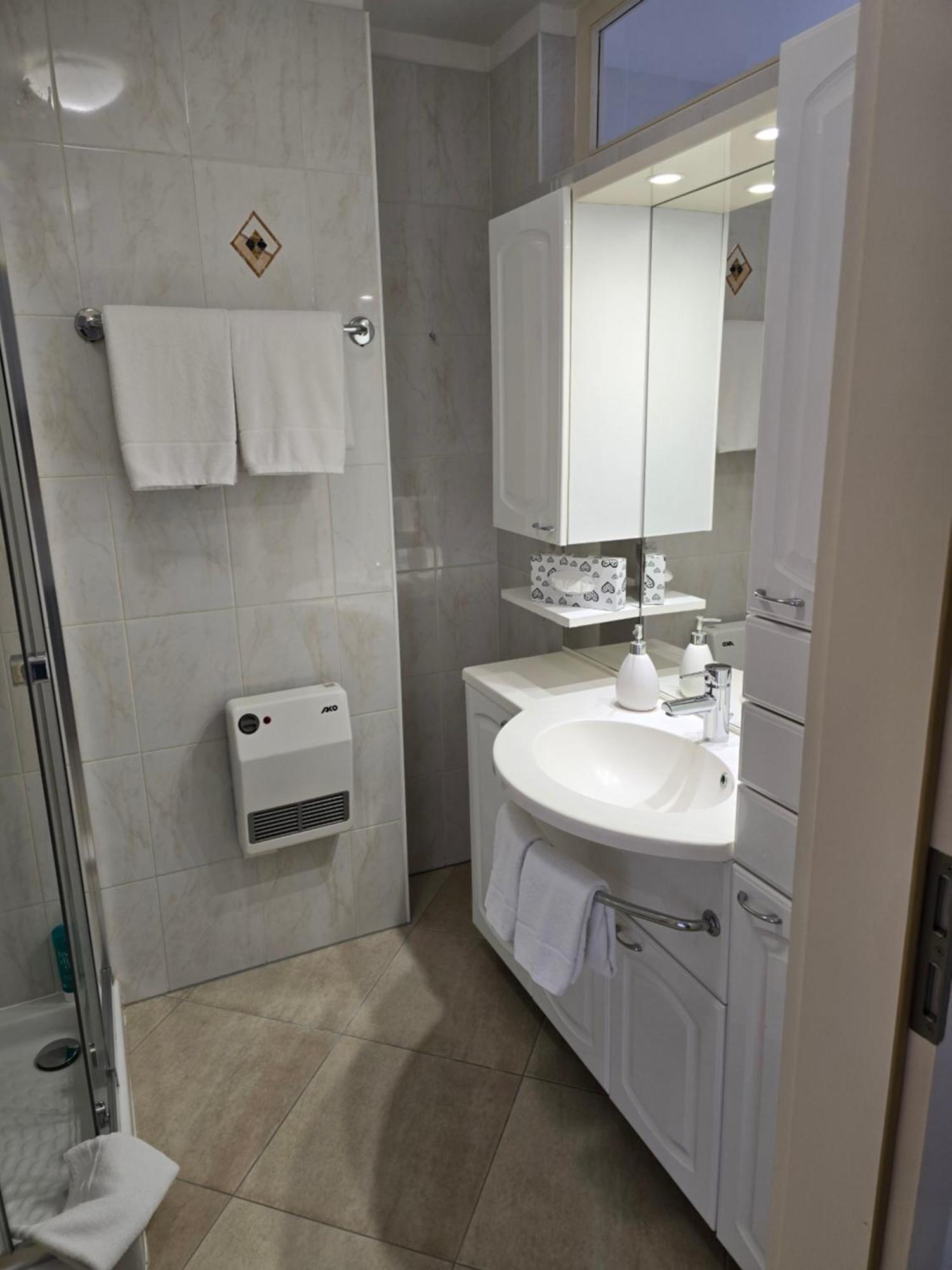 Depandance Garni Golf Apartment Ascona Exterior foto